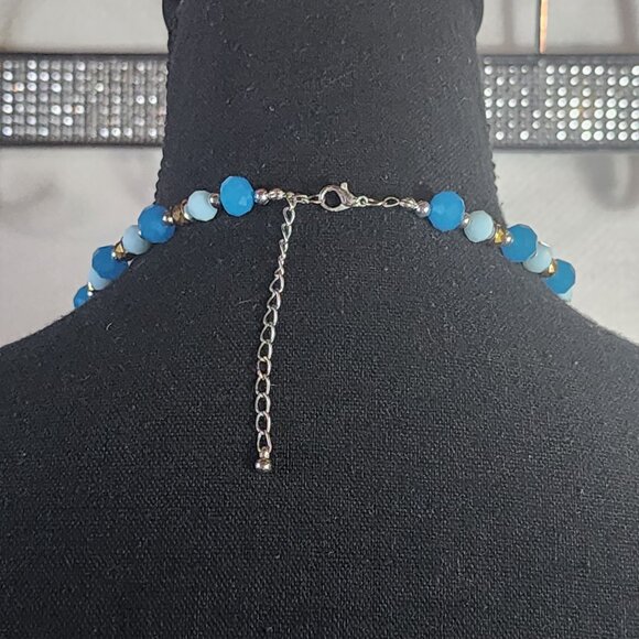 Blue and Gold Beaded Silver Tone Flower Faux Turquoise Pendant Boho 18" Necklace - Picture 9 of 16